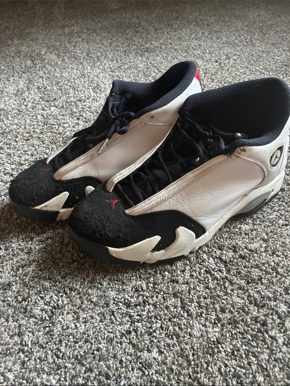 2014 Nike Air Jordan 14 XIV
Retro Black Toe Size 9.5 Last
Shot Laney